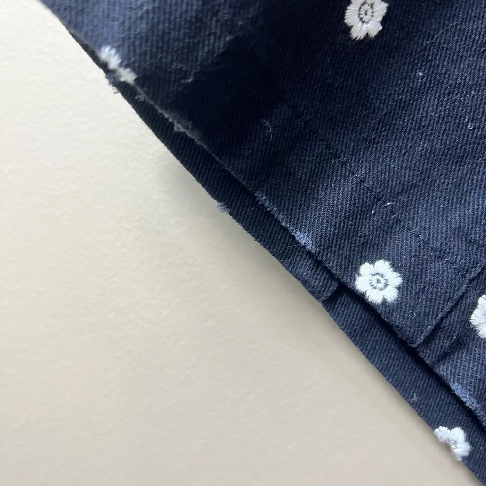 Miami Black With Daisy Print Embellished Denim Mini Skirt Size XS‎ Preppy Y2K